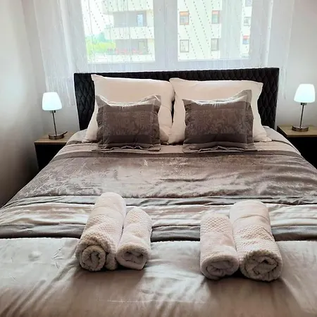 Apartament Dark Chocolate 4 Persons Down Town Cracovia Exterior foto