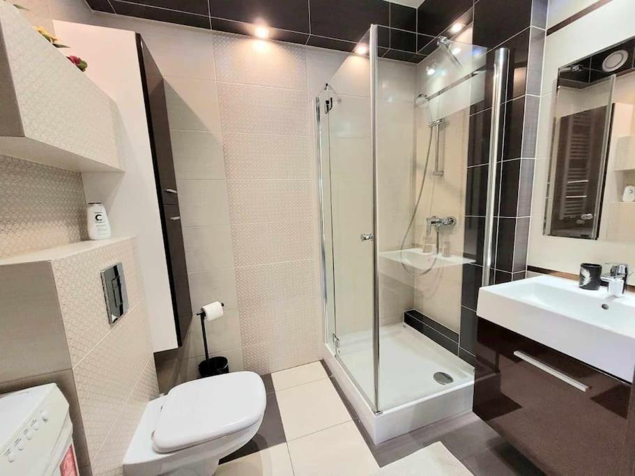 Dark Chocolate 4 Persons Down Town Apartamento *