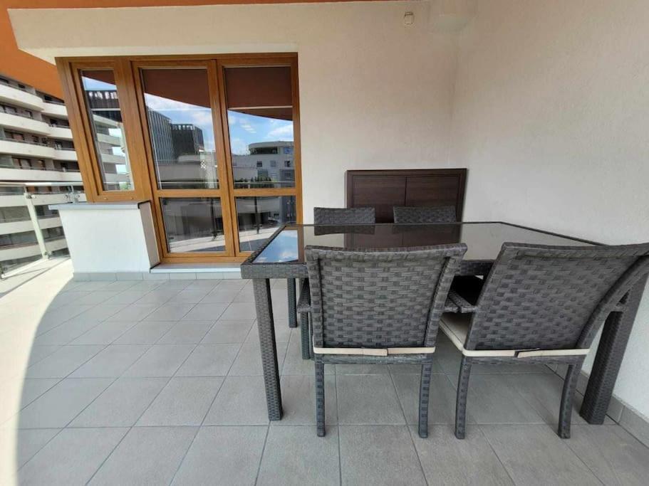 Apartamento Dark Chocolate 4 Persons Down Town